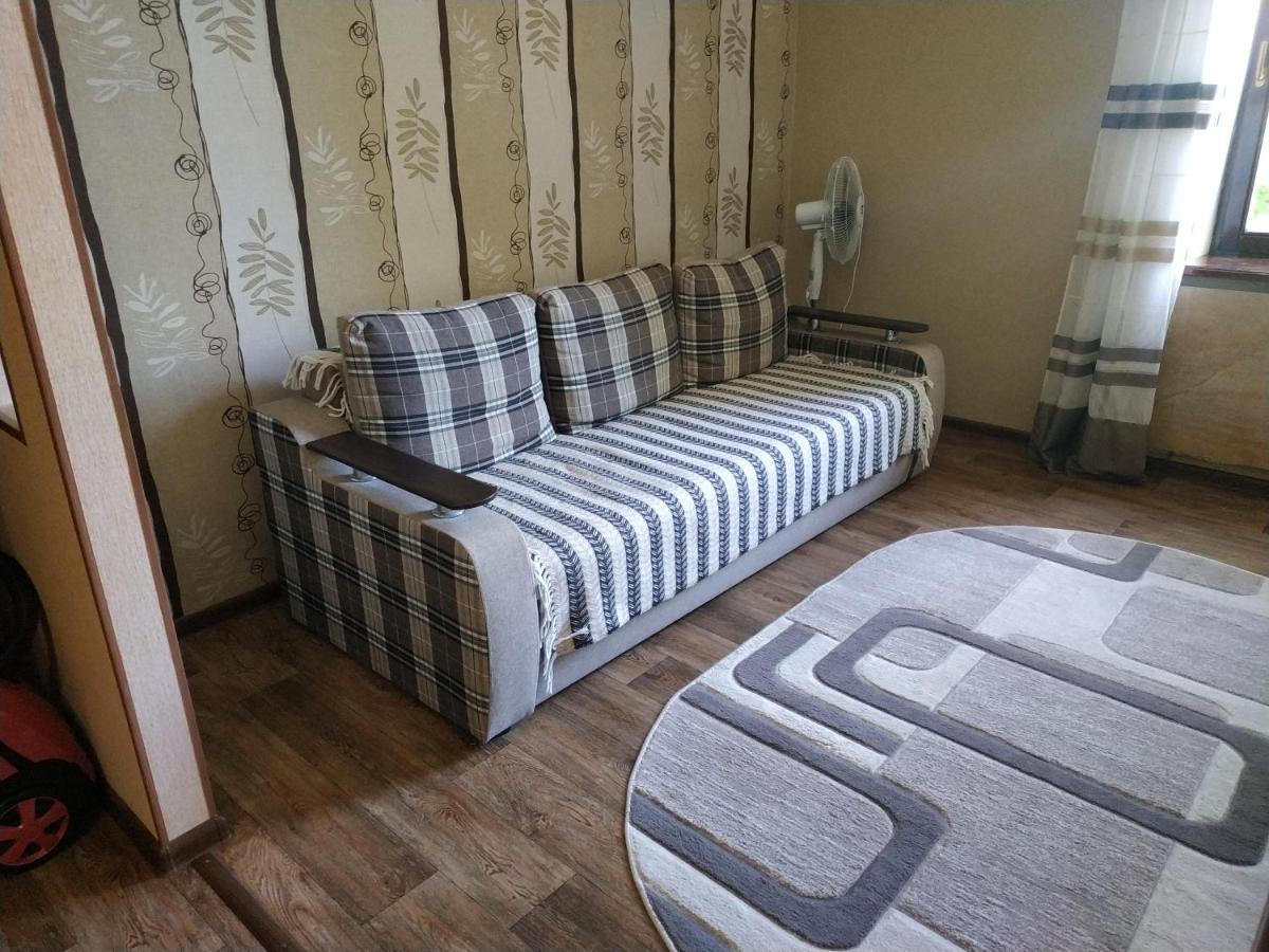 Apartment In The Center Of Old Town Kamianets-Podilskyi Exterior foto